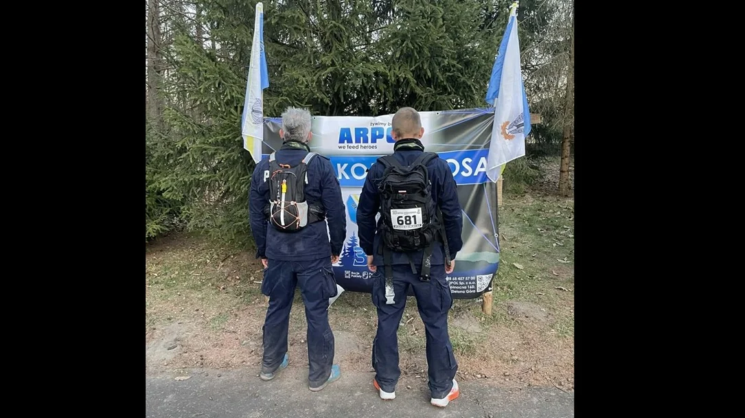 Policjanci z Pyskowic ukończyli Setkę Komandosa. 100 km w ekstremalnych warunkach