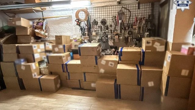 Katowice: rozbito grupę przestępcza handlująca nielegalnymi e-papierosami