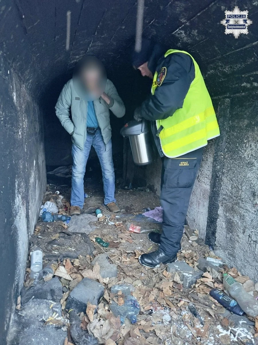 Na terenie Świętochłowic przeprowadzono ogólnopolskie badanie liczby osób w kryzysie bezdomności / fot. KMP Świętochłowice