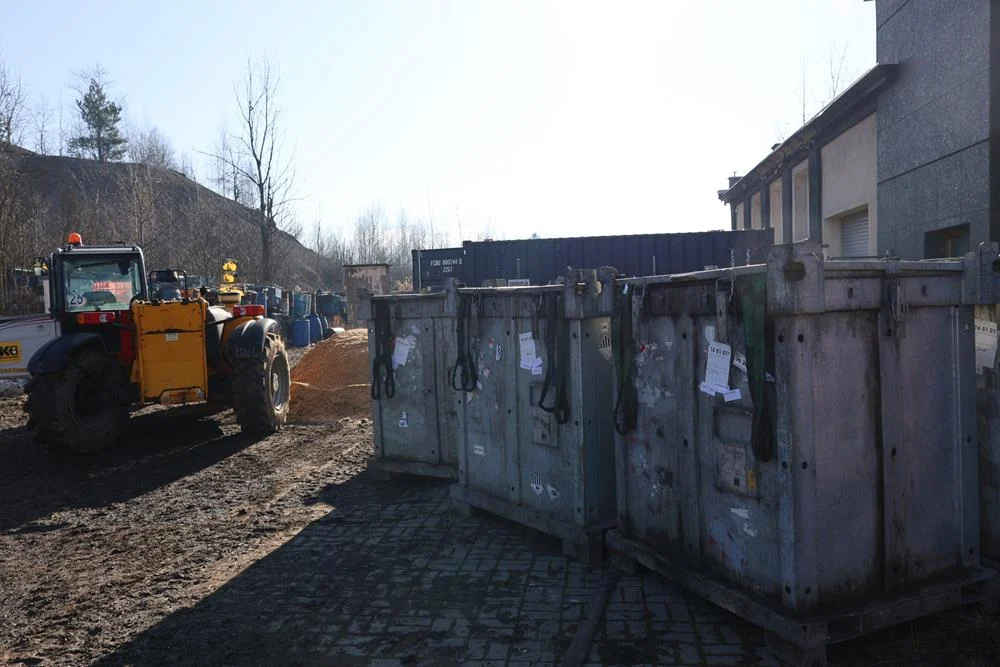 300 ton niebezpiecznych odpadów znika z Konarskiego