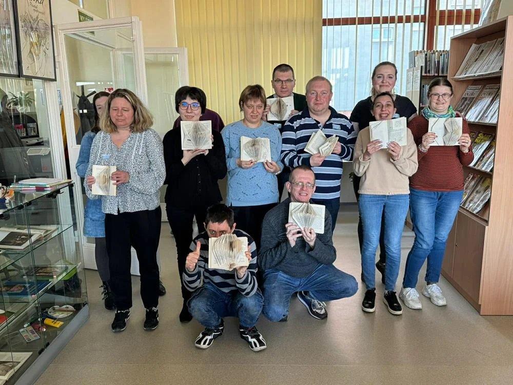 Zajęcia biblioterapeutyczne w Mysłowicach. Dzień Pisarzy w Filii 11