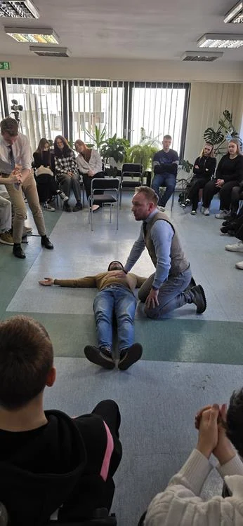 647320435_1361929342627752_3362860302478039840_n