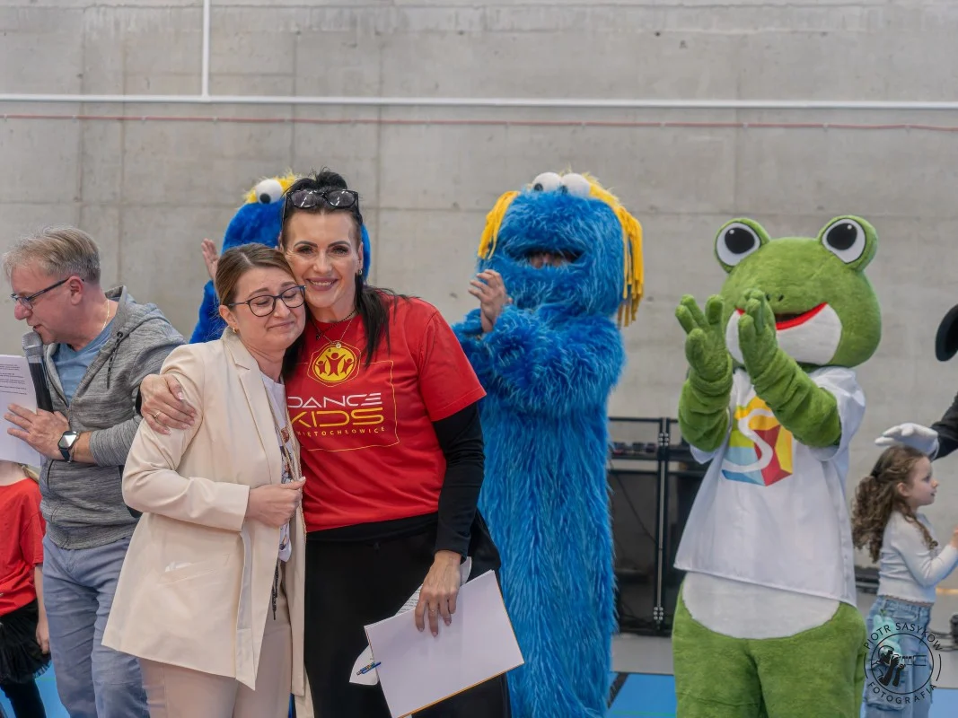 Hala na Skałce pełna energii. Za nami charytatywny dzień fitness w Świętochłowicach / fot. Piotr Sasyków Fotografia