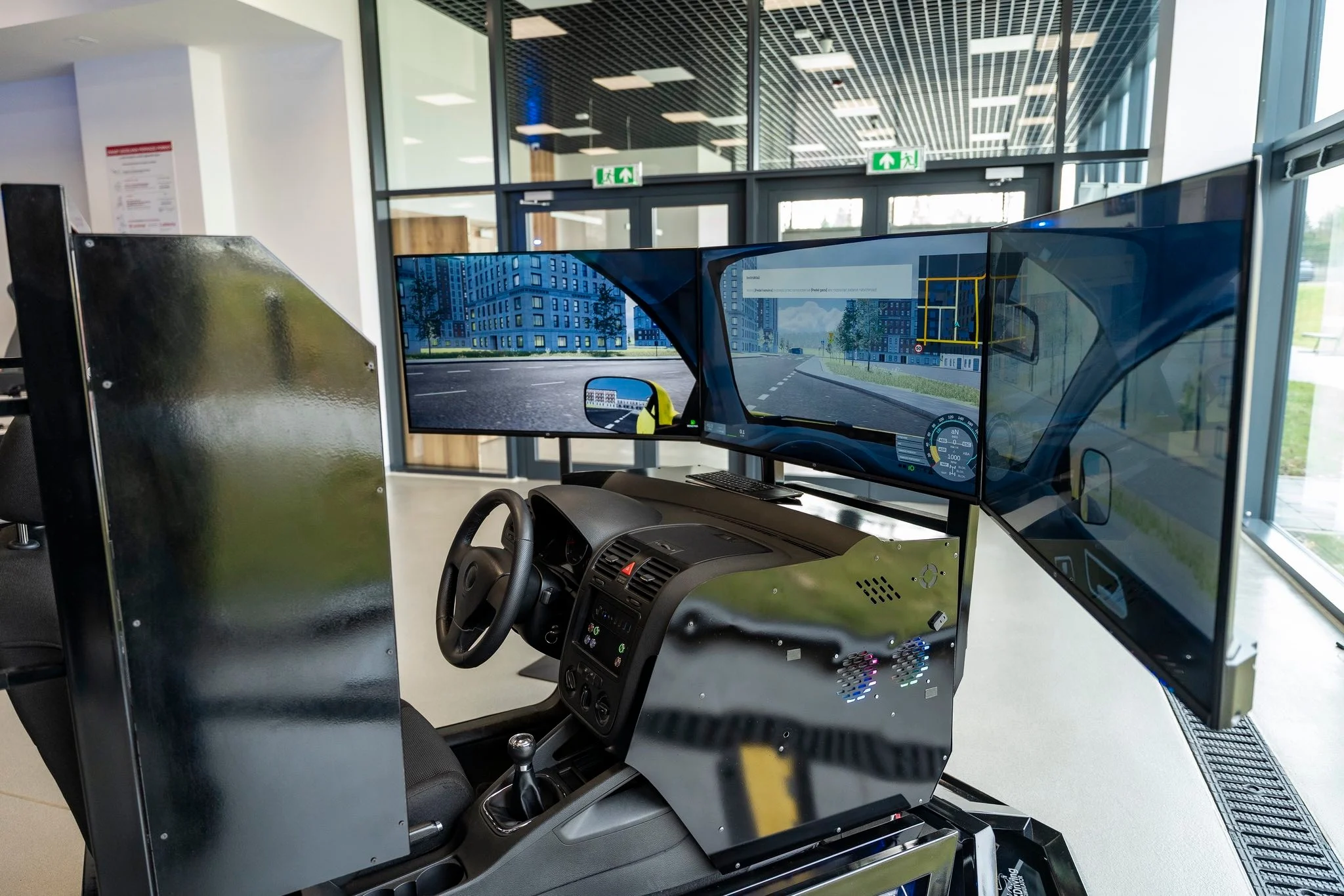 Wspólna praca na rzecz bezpieczeństwa – projekt „Bezpieczne Zabrze” łączy władze miasta i lokalne służby / fot. UM Zabrze