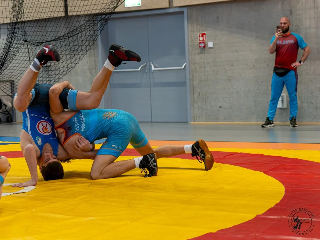 Hala na Skałce pełna energii. Za nami charytatywny dzień fitness w Świętochłowicach / fot. Piotr Sasyków Fotografia