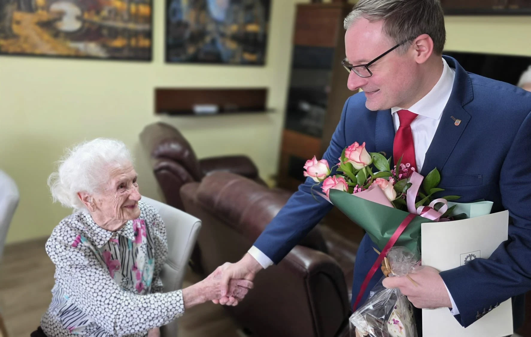 Pani Marta Wesołowska obchodzi swoje 101. urodziny / fot. Kamil Żbikowski FB