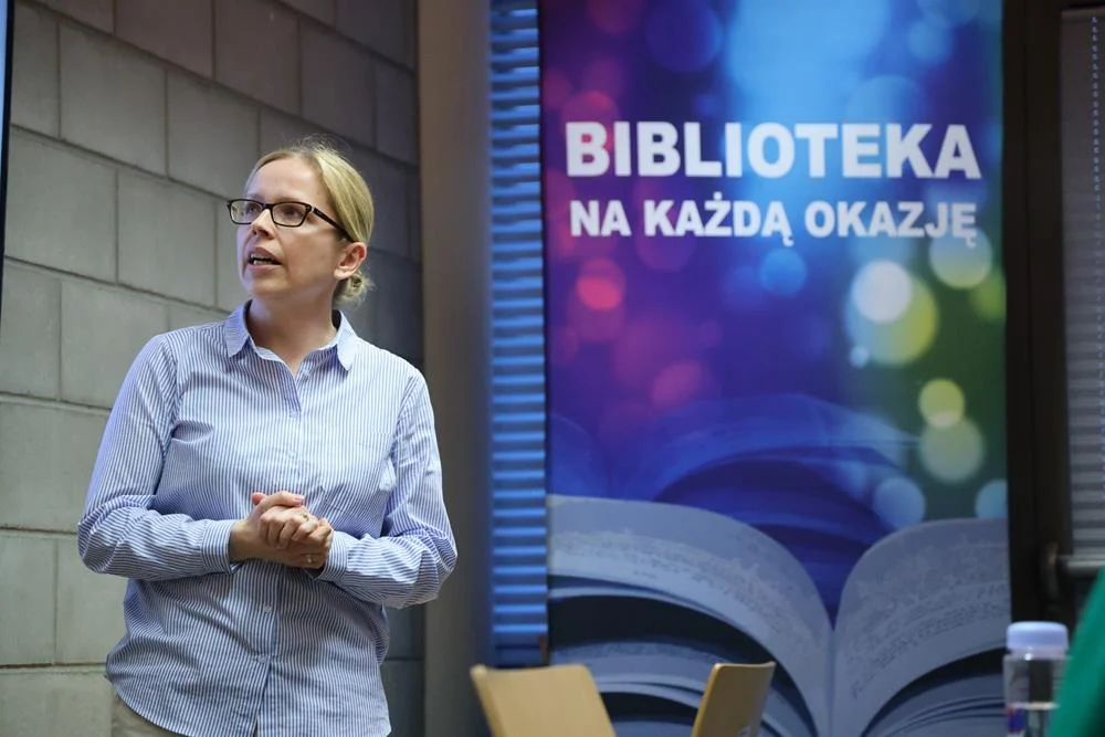 Nowy cykl w bibliotece w Tychach. „Między słowami” łączy język i kulturę