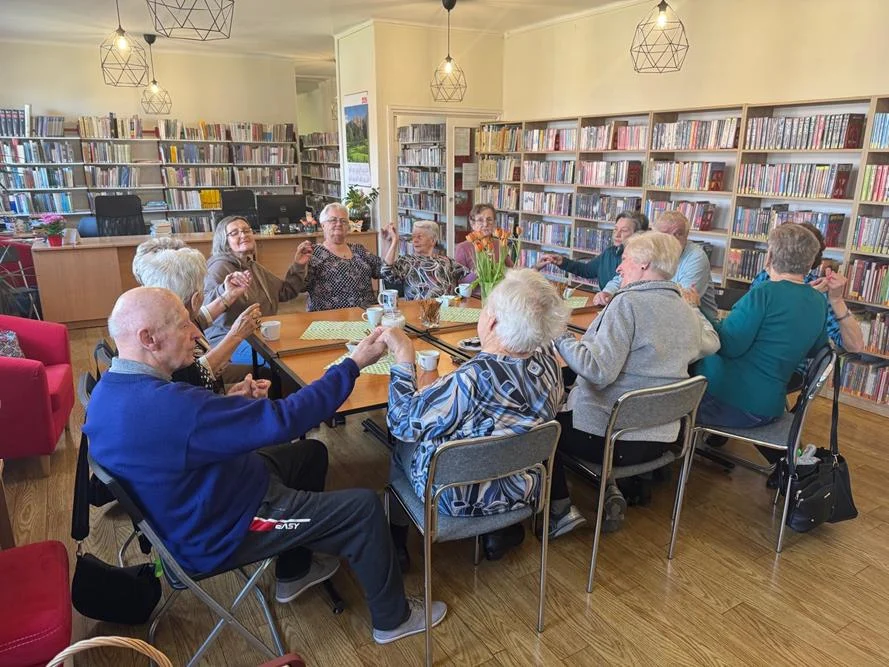 655815330_1374679944686025_2264887751170883791_n