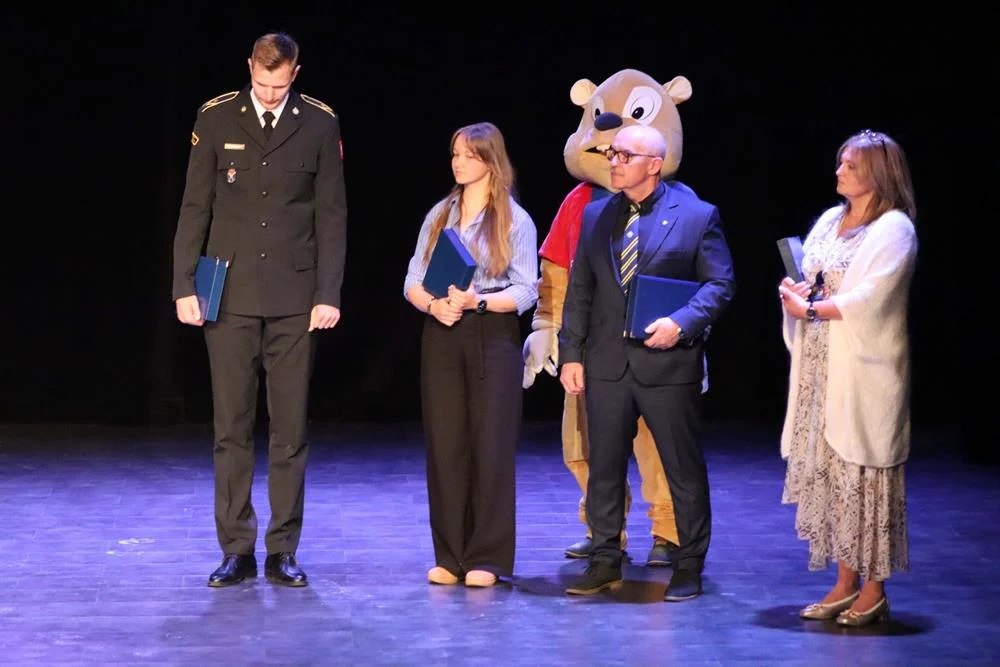 656362325_1602912915175779_1827580201788529627_n