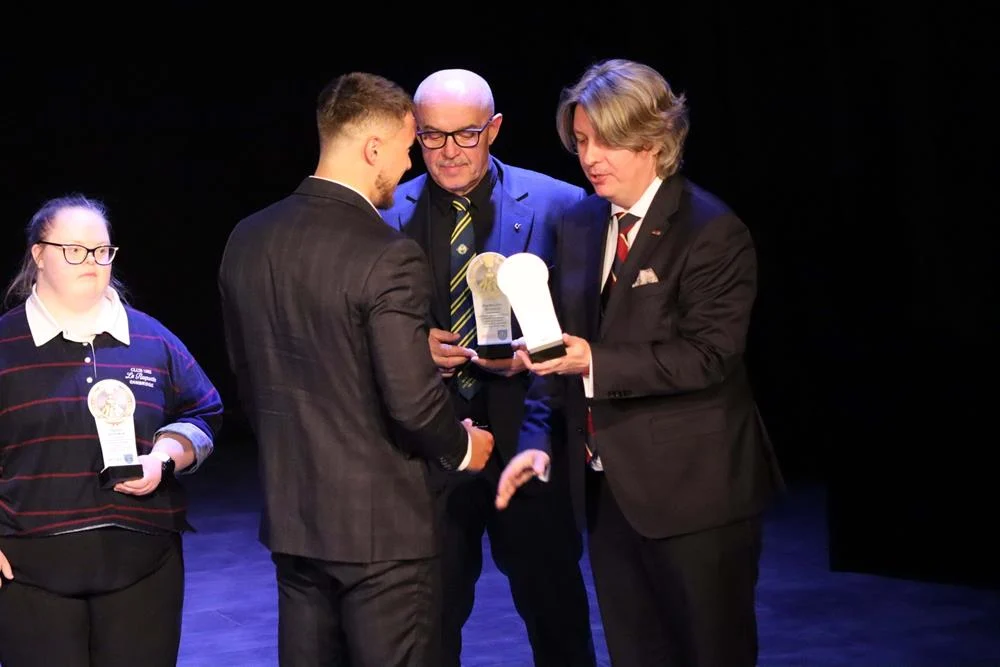 657525260_1602912468509157_5693516387396659424_n