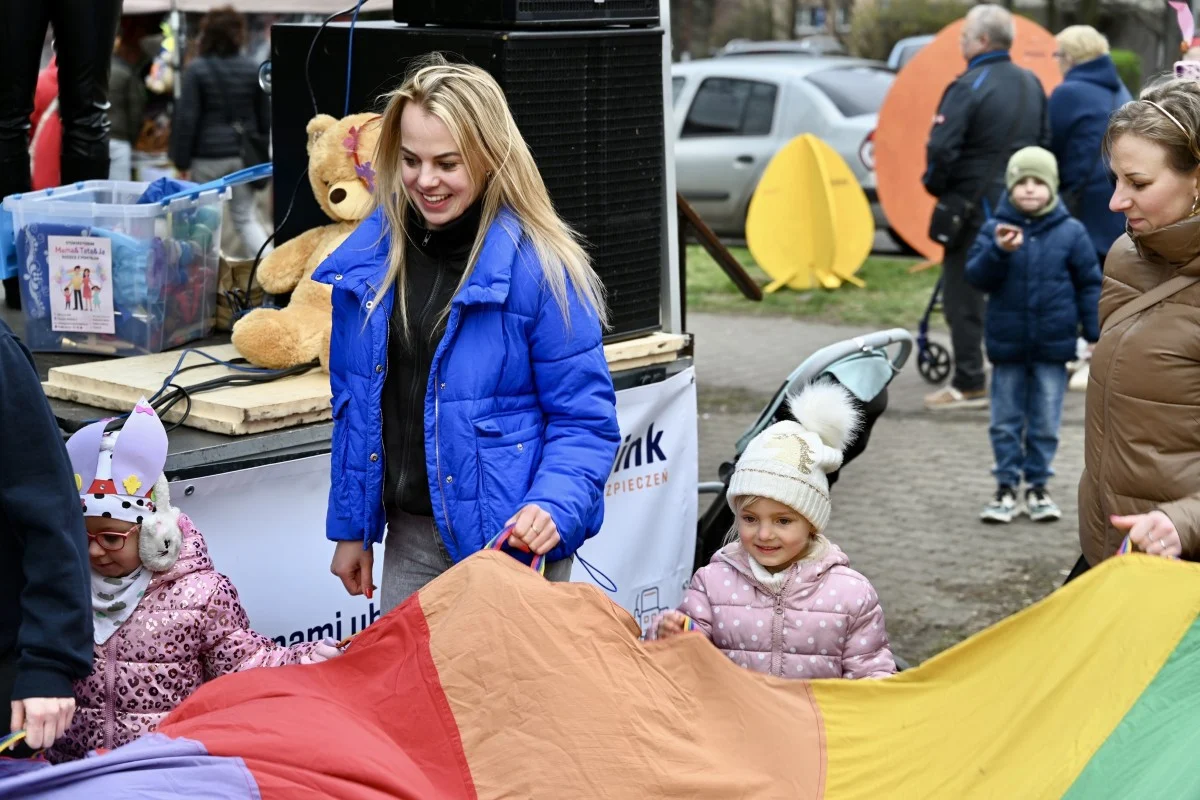 Wielkanocny Jarmark na Bocznej w Chorzowie za nami. Było rodzinnie i świątecznie / fot. UM Chorzów