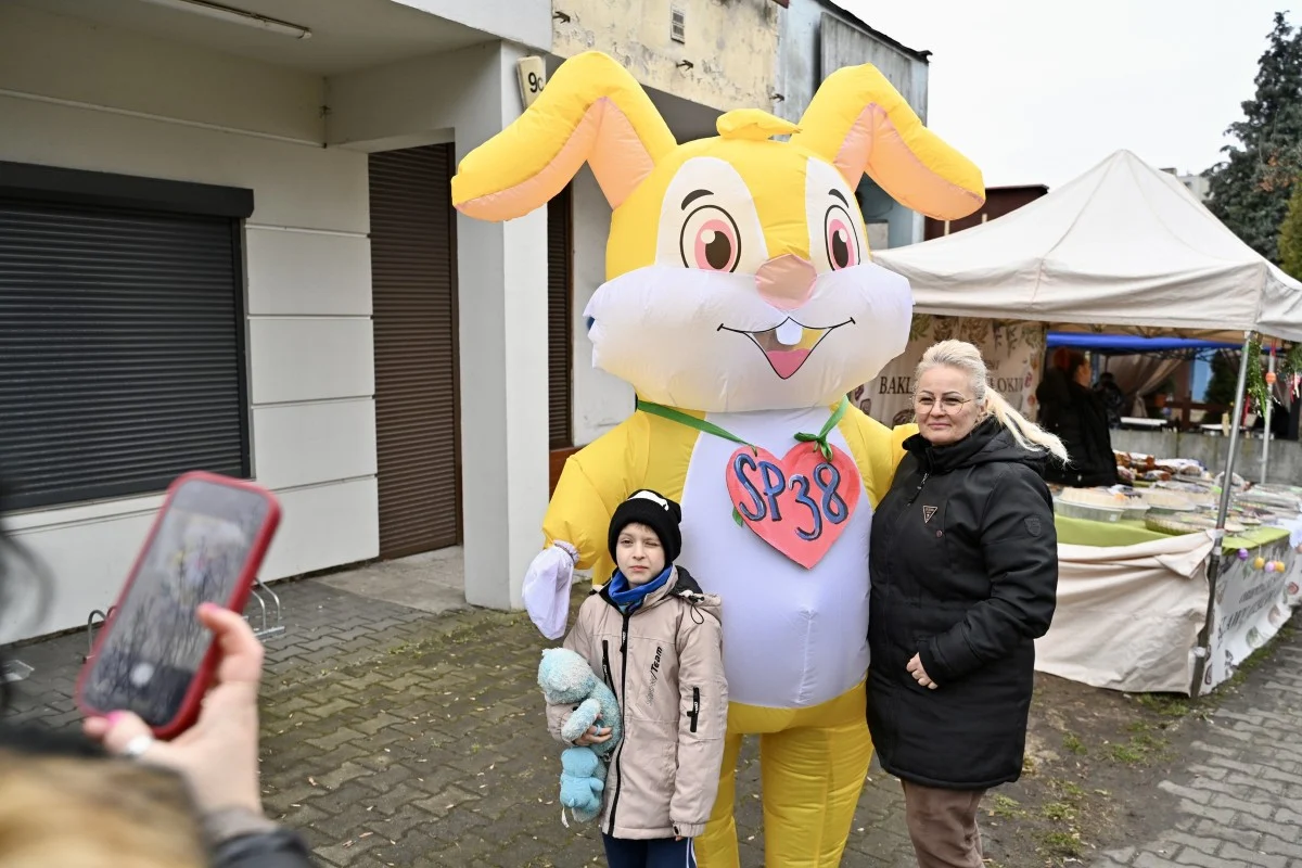 Wielkanocny Jarmark na Bocznej w Chorzowie za nami. Było rodzinnie i świątecznie / fot. UM Chorzów