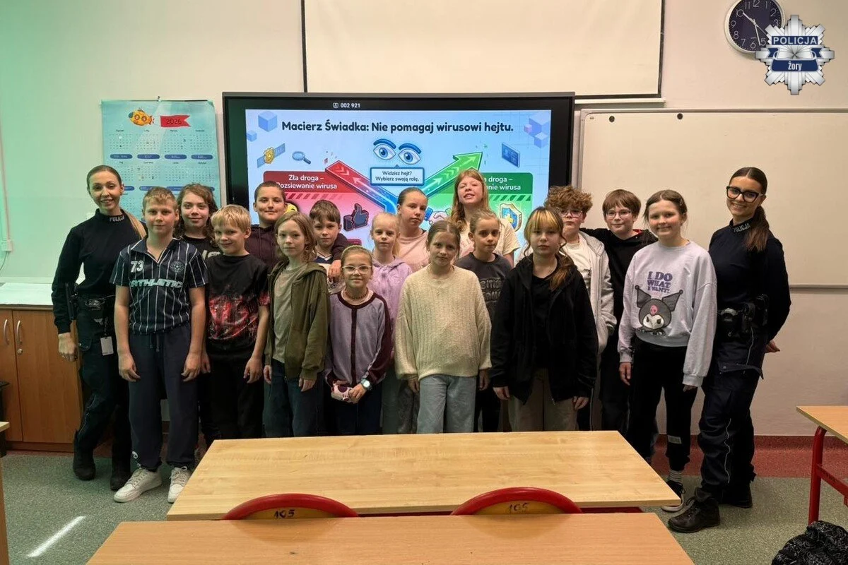 Żory: policjantki mówiły uczniom o hejcie i zagrożeniach w sieci