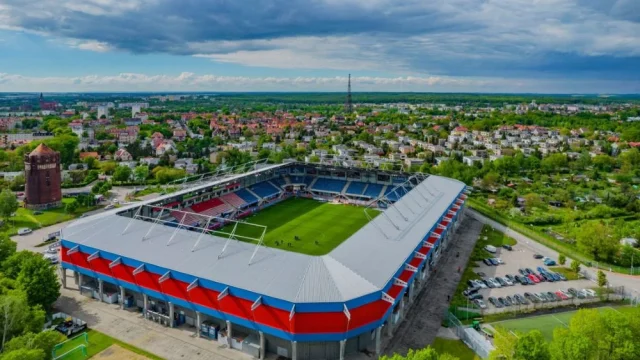 Piłkarskie wizytówki województwa śląskiego - ikoniczne stadiony w regionie 