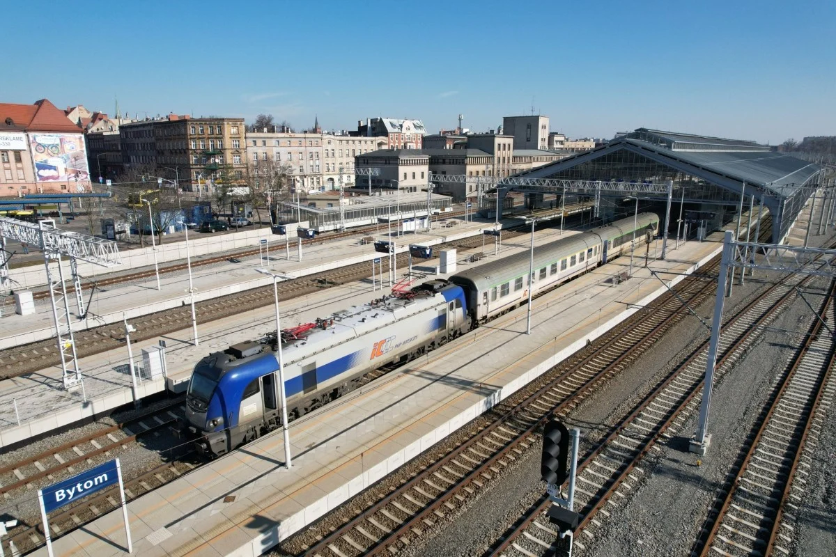 Od 8 marca korekta rozkładu jazdy PKP. Jakie zmiany czekają pasażerów w Bytomiu?