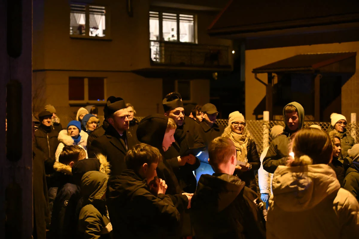 Wierni przeszli w Drogach Krzyżowych ulicami Rudy Śląskiej / fot. Marek Faber