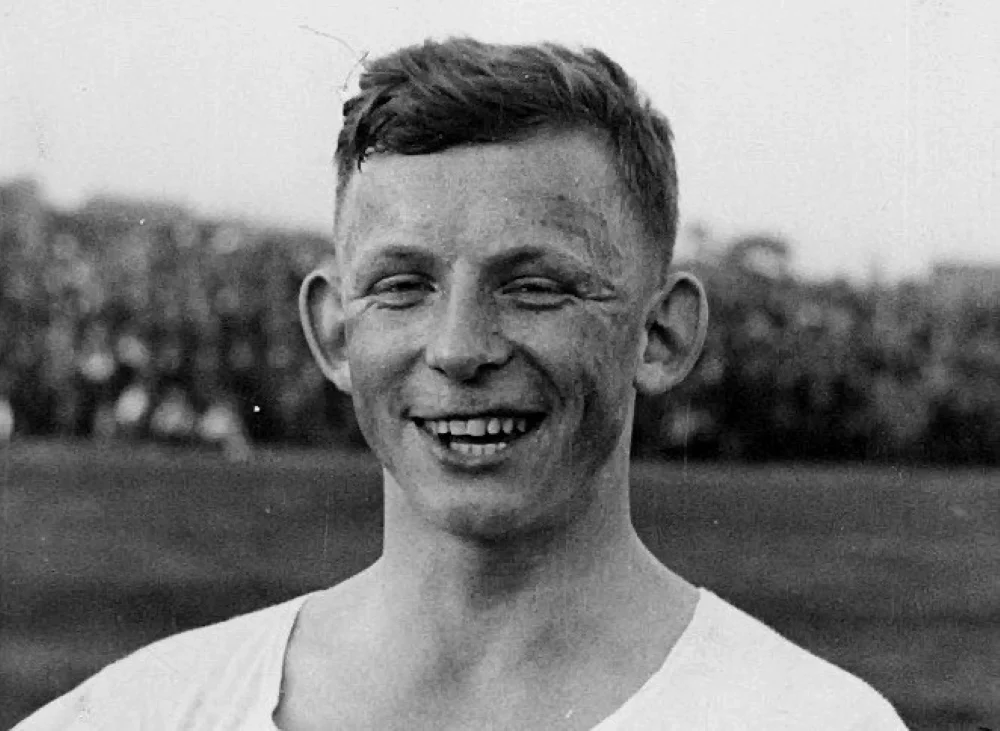 Ernest Wilimowski to najlepszy polski piłkarz lat 30. XX wieku. Po II WŚ na długi czas otrzymał miano zdrajcy