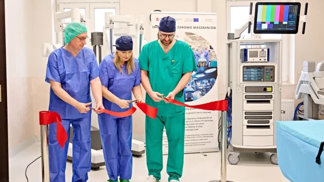 Chirurgia robotyczna na światowym poziomie. Da Vinci już operuje w gliwickim Szpitalu Miejskim