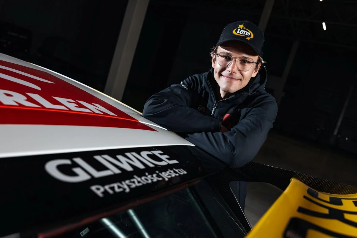 Gliwiczanin Jakub Matulka podbija świat rajdów samochodowych