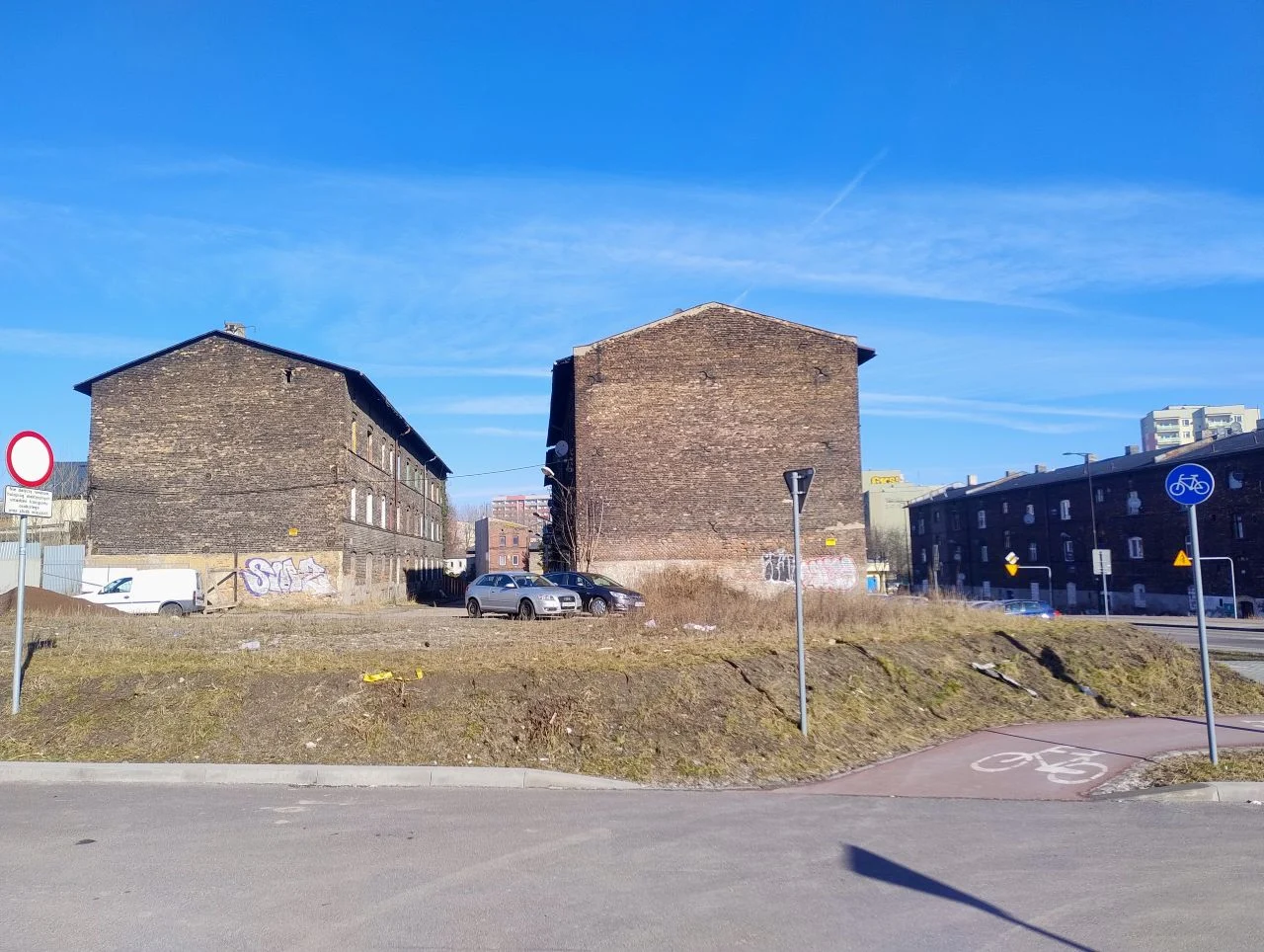 Część “Pekinu” ponownie na sprzedaż