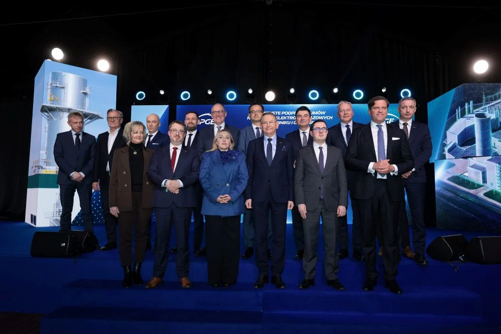 PGE podpisała umowy na budowę dwóch nowych elektrowni gazowych w Rybniku i Gryfinie /fot. materiały prasowe