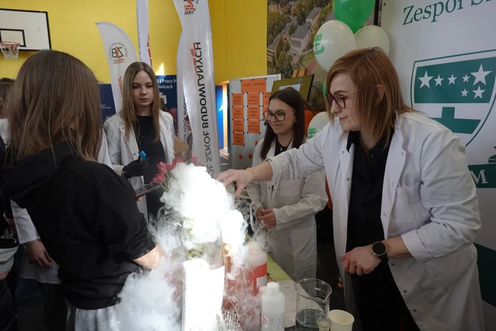 Ponad 2200 ósmoklasistów na targach w Rybniku. Szkoły pokazały pełną ofertę