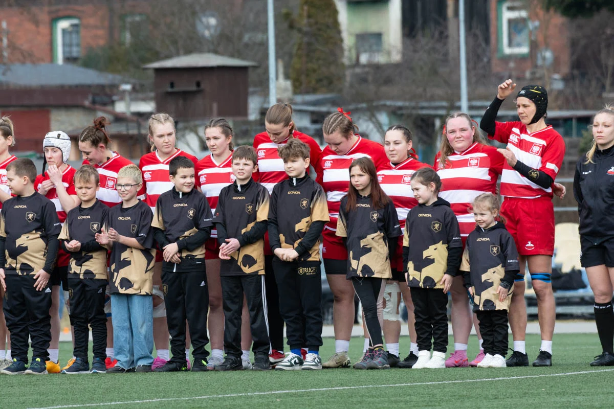 Debiut Kadry Narodowej Rugby XV Kobiet w Rudzie Śląskiej. W składzie zawodniczka Diablic! / fot. Krzysztof Faber
