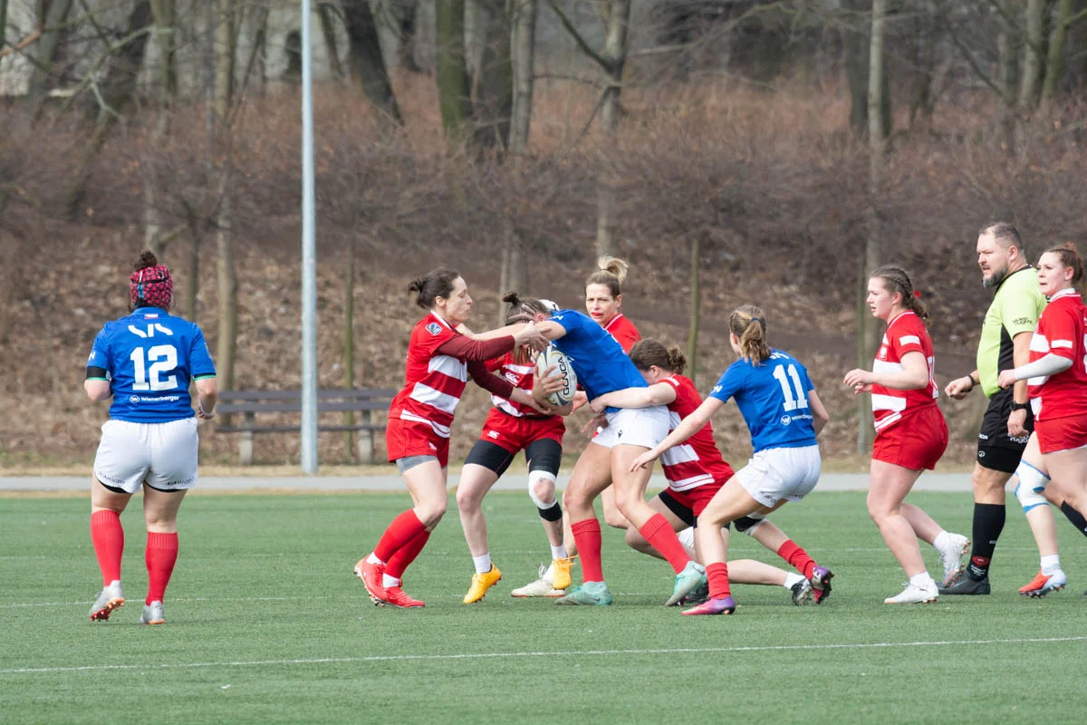 Debiut Kadry Narodowej Rugby XV Kobiet w Rudzie Śląskiej. W składzie zawodniczka Diablic! / fot. Krzysztof Faber
