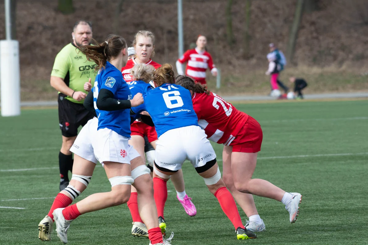 Debiut Kadry Narodowej Rugby XV Kobiet w Rudzie Śląskiej. W składzie zawodniczka Diablic! / fot. Krzysztof Faber