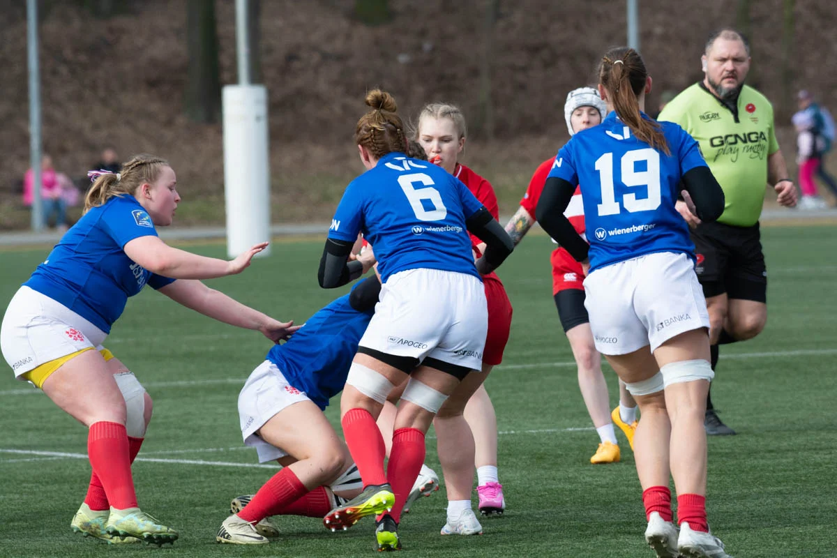 Debiut Kadry Narodowej Rugby XV Kobiet w Rudzie Śląskiej. W składzie zawodniczka Diablic! / fot. Krzysztof Faber