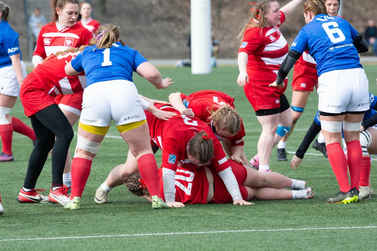 Debiut Kadry Narodowej Rugby XV Kobiet w Rudzie Śląskiej. W składzie zawodniczka Diablic! / fot. Krzysztof Faber