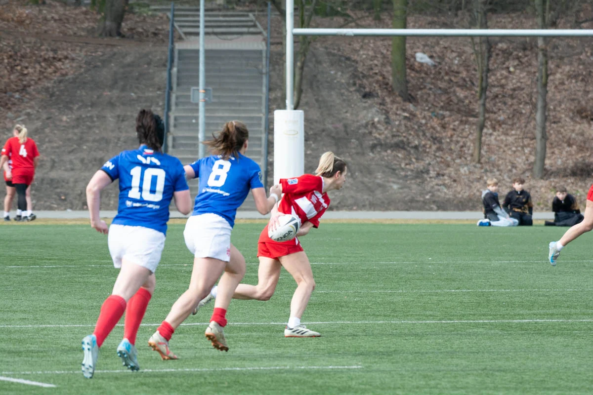 Debiut Kadry Narodowej Rugby XV Kobiet w Rudzie Śląskiej. W składzie zawodniczka Diablic! / fot. Krzysztof Faber