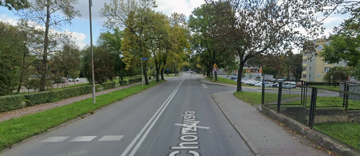 Mieszkańcy Nowego Bytomia skarżą się na brud na ulicy Chorzowskiej. Władze miasta odpowiadają