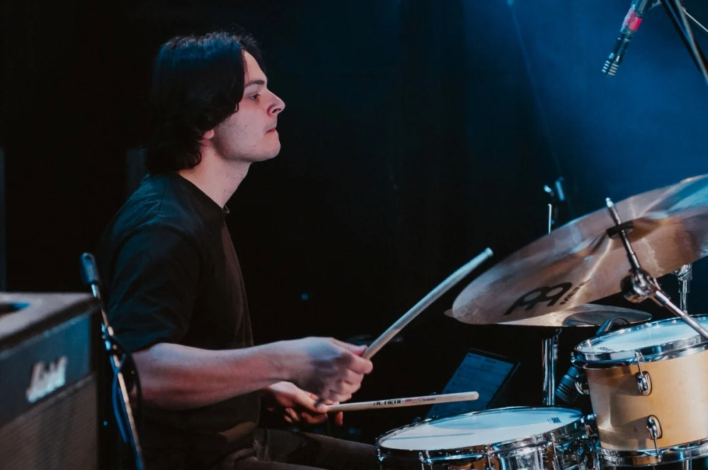 „Blues u kóz” zainaugurowany. Na scenie Maciej Lipina i Nocna Zmiana Bluesa / fot. Birdabo Studio