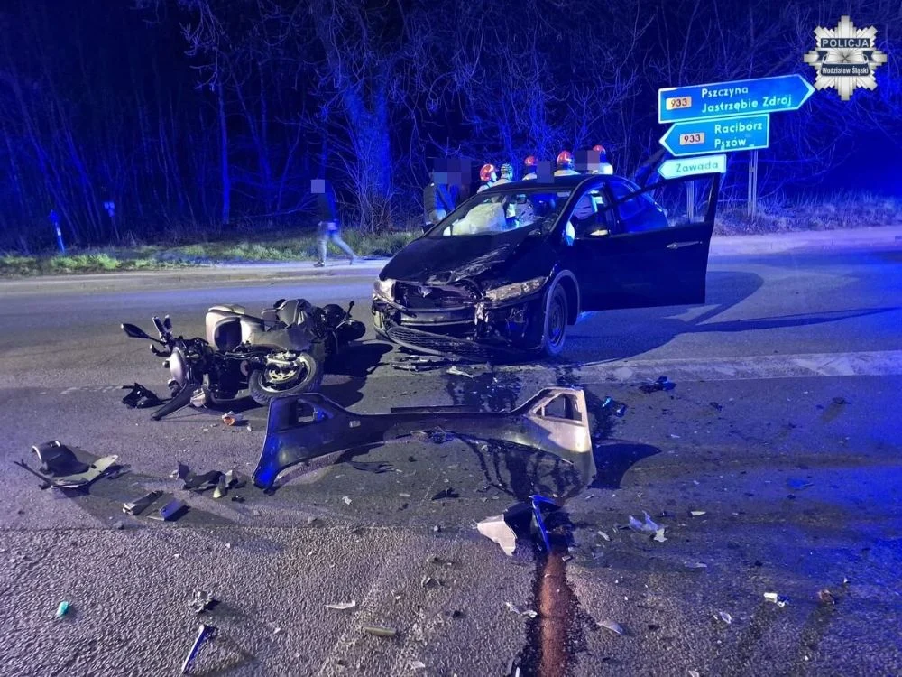 Groźny wypadek na Pszowskiej. Motocyklista trafił do szpitala /fot. KPP Wodzisław Śląski