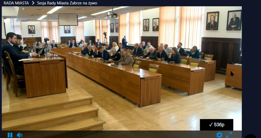 Rada Miasta ponownie głosowała nad uchwałą dotyczącą imigrantów. Uchylili