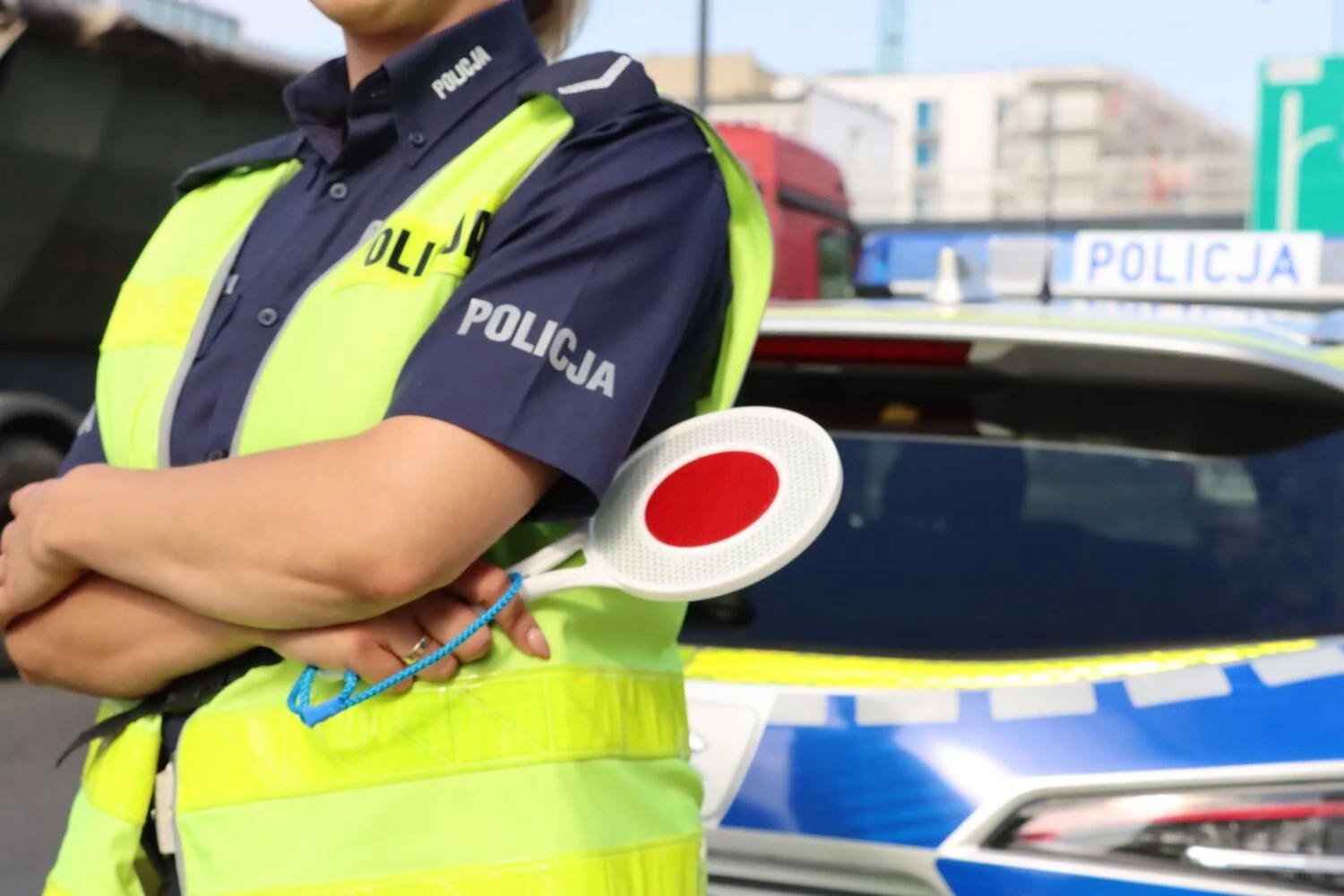 Bezpieczna Wielkanoc 2026. Policja apeluje o ostrożność na drogach i w domach