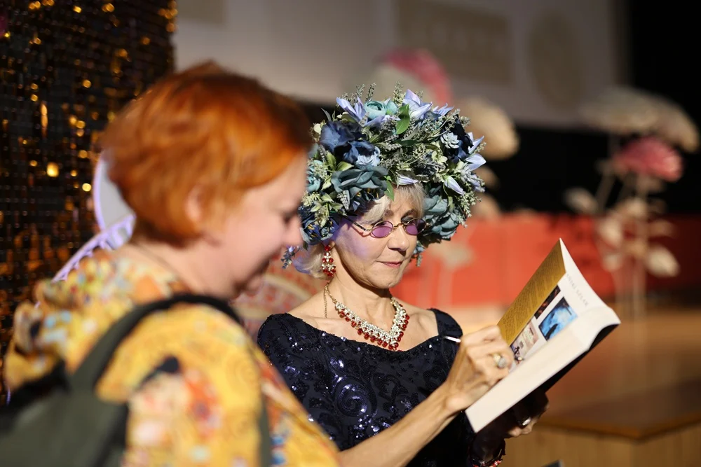 Kino Patria w Rudzie Śląskiej wypełnione po brzegi. Wieczór autorski z Ewą Kassalą przyciągnął ponad 200 gości