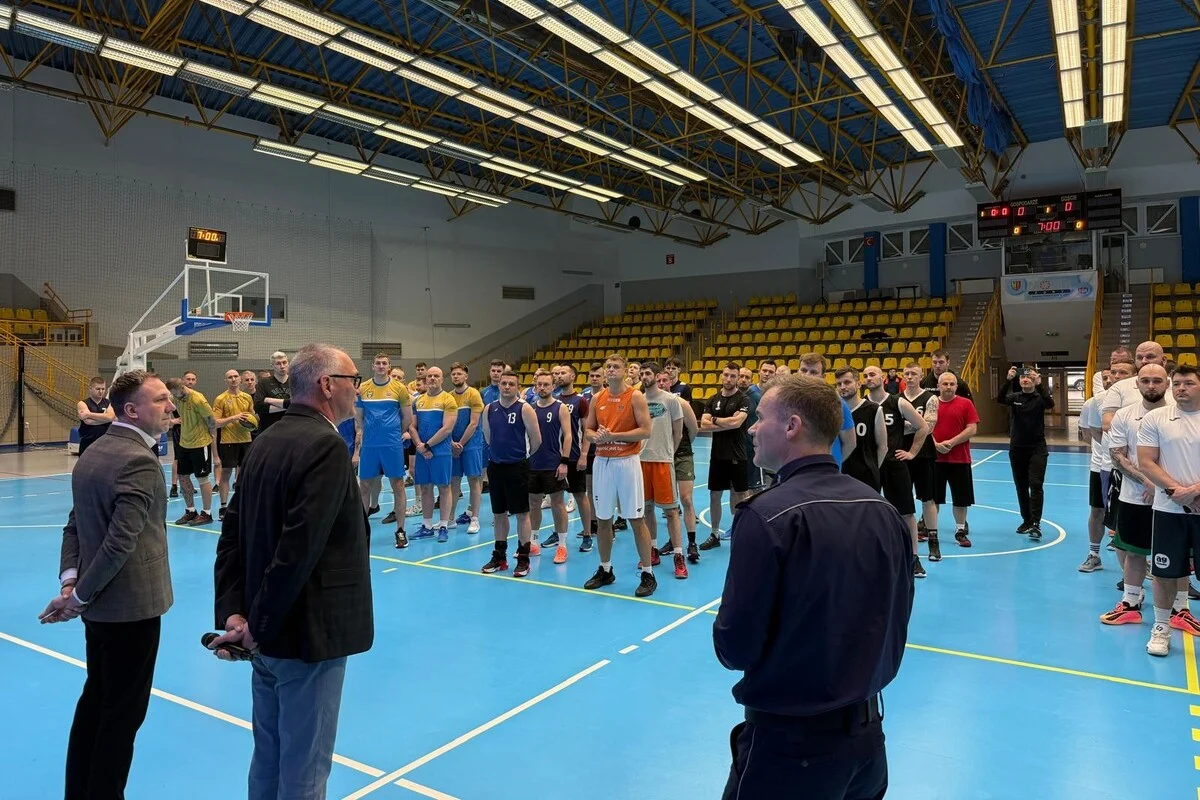 Wojewódzkie Mistrzostwa w Koszykówce Policji: Drużyna z Gliwic na najwyższym stopniu podium!