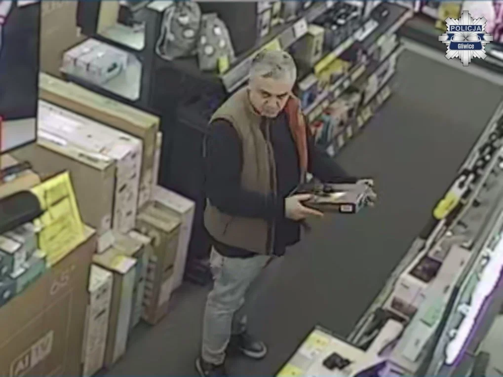 Kradzież alkomatów w Pyskowicach. Policja szuka sprawcy ze zdjęcia