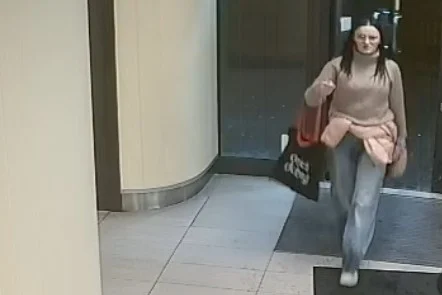 Uszkodzenie ciała w Katowicach. Rozpoznajesz tę kobietę? Policja prosi o kontakt