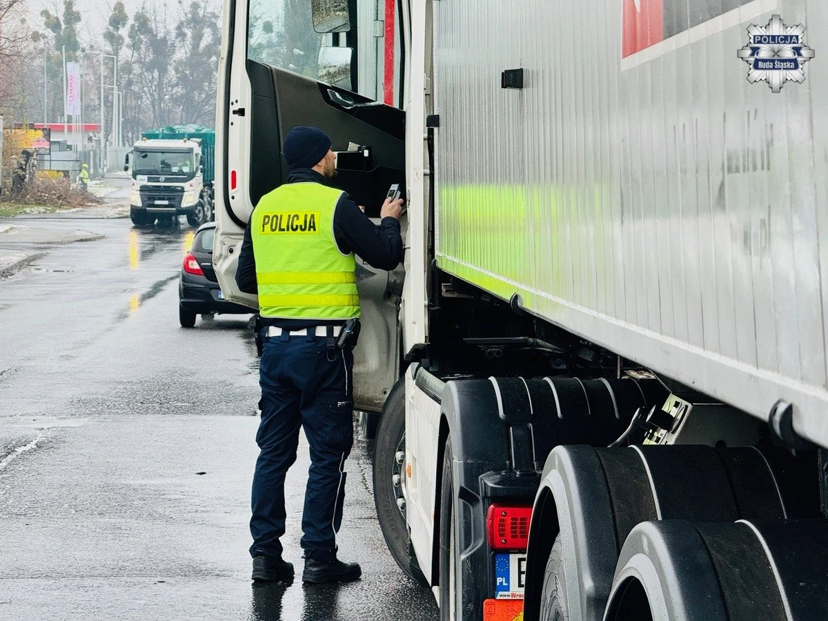 Działania "Bezpieczne skrzyżowania" w Rudzie Śląskiej. Policja ujawniła 70 wykroczeń