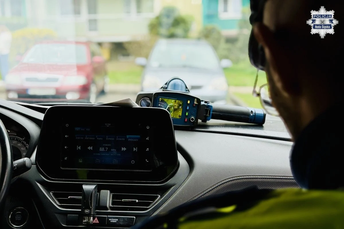 Ruda Śląska: Jedna akcja, 146 wykroczeń. Drogówka podsumowała akcję "Kaskadowy Pomiar Prędkości"