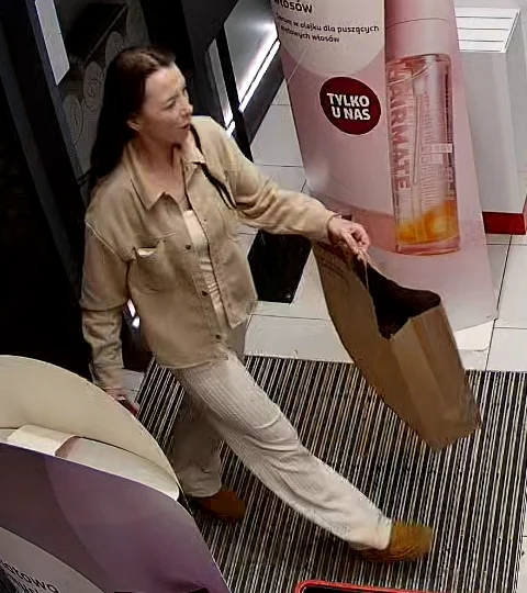 Kradzież w Zabrzu. Policja publikuje wizerunek osób ze zdjęć / fot. KMP Zabrze