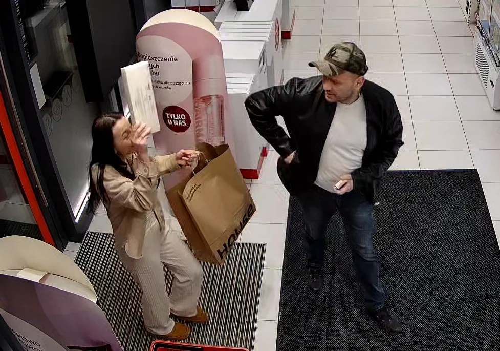 Kradzież w Zabrzu. Policja publikuje wizerunek osób ze zdjęć / fot. KMP Zabrze