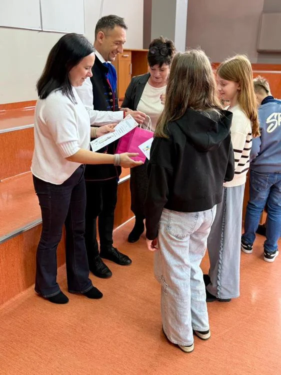 657904993_1583954003730309_2035953195315344057_n