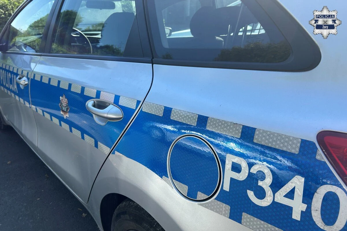 Nerwowe zachowanie kierowcy BMW zwróciło uwagę kryminalnych. W aucie znaleźli kokainę