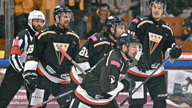 GKS Tychy dwa razy lepszy od Katowic. Finał rozpoczęty idealnie