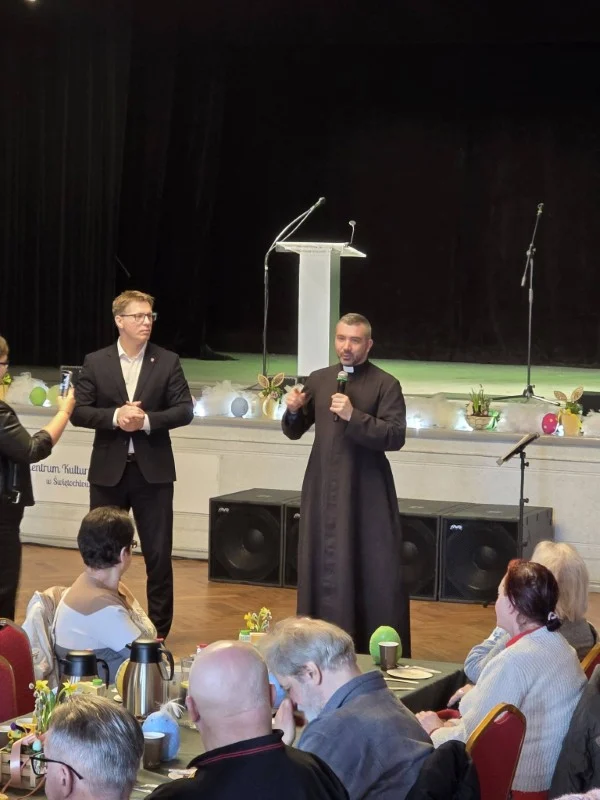 Świętochłowice z sercem. Śniadanie wielkanocne dla osób samotnych i potrzebujących / fot. UM Świętochłowice