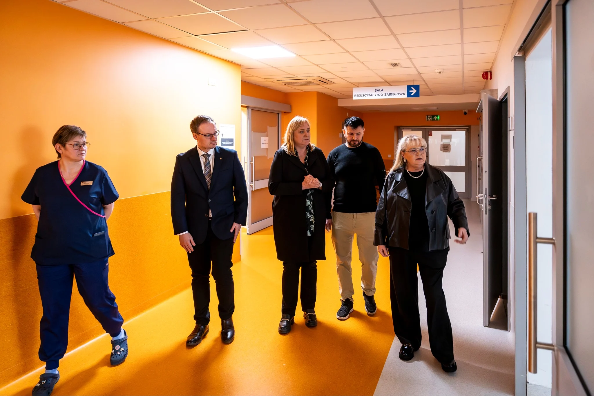 Opiekun pacjenta na SOR-ze w Zabrzu. Szpital zapowiada nowe rozwiązania / fot. Kamil Żbikowski FB